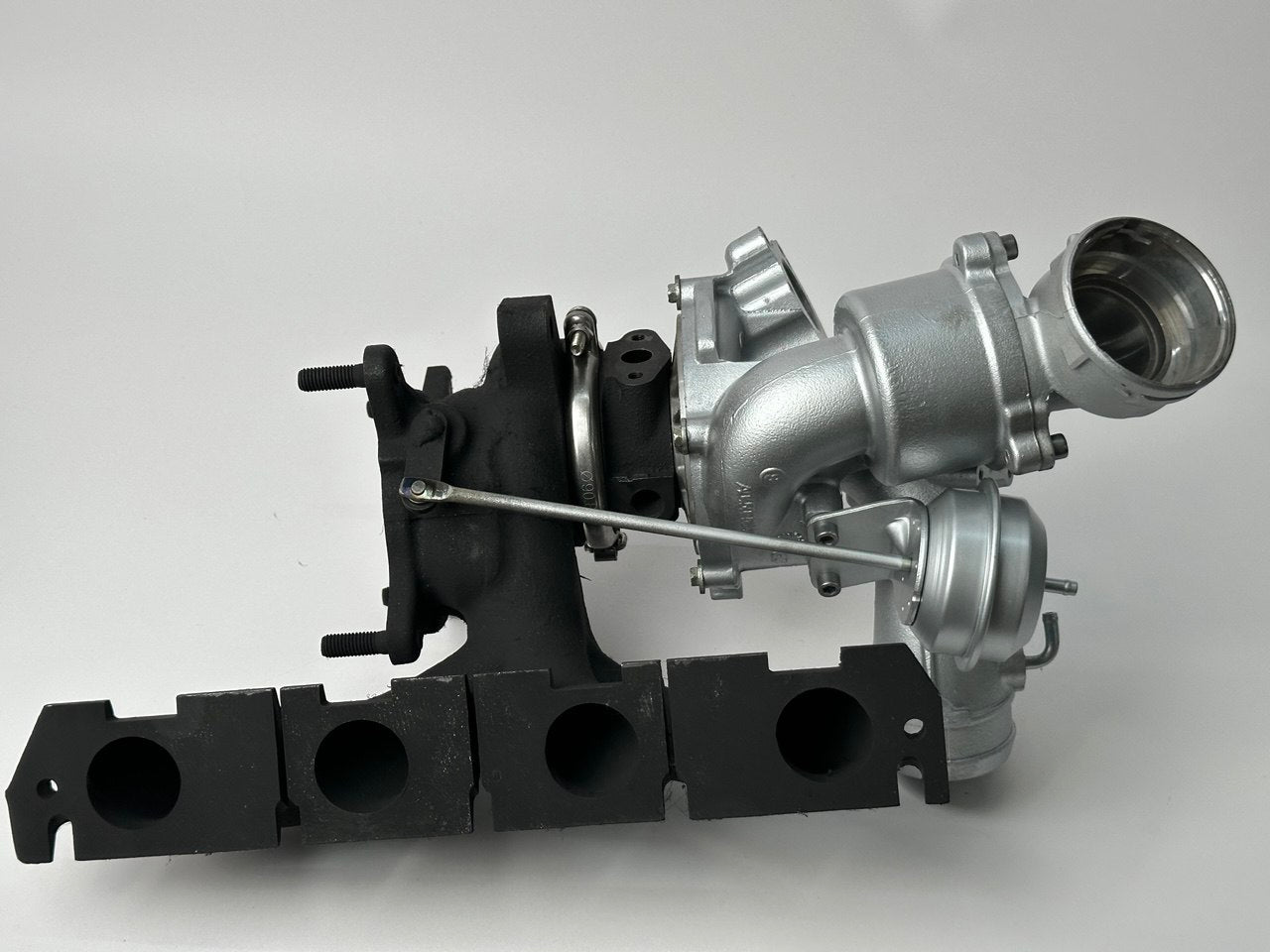 Turbocharger For VW Golf GTI Jetta GLI Passat CC Beetle Eos Audi A3 2.0T CBFA Remanufactured OEM IHI